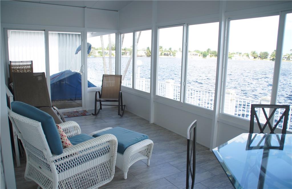 Ravenswood Estates & Mari - Residential