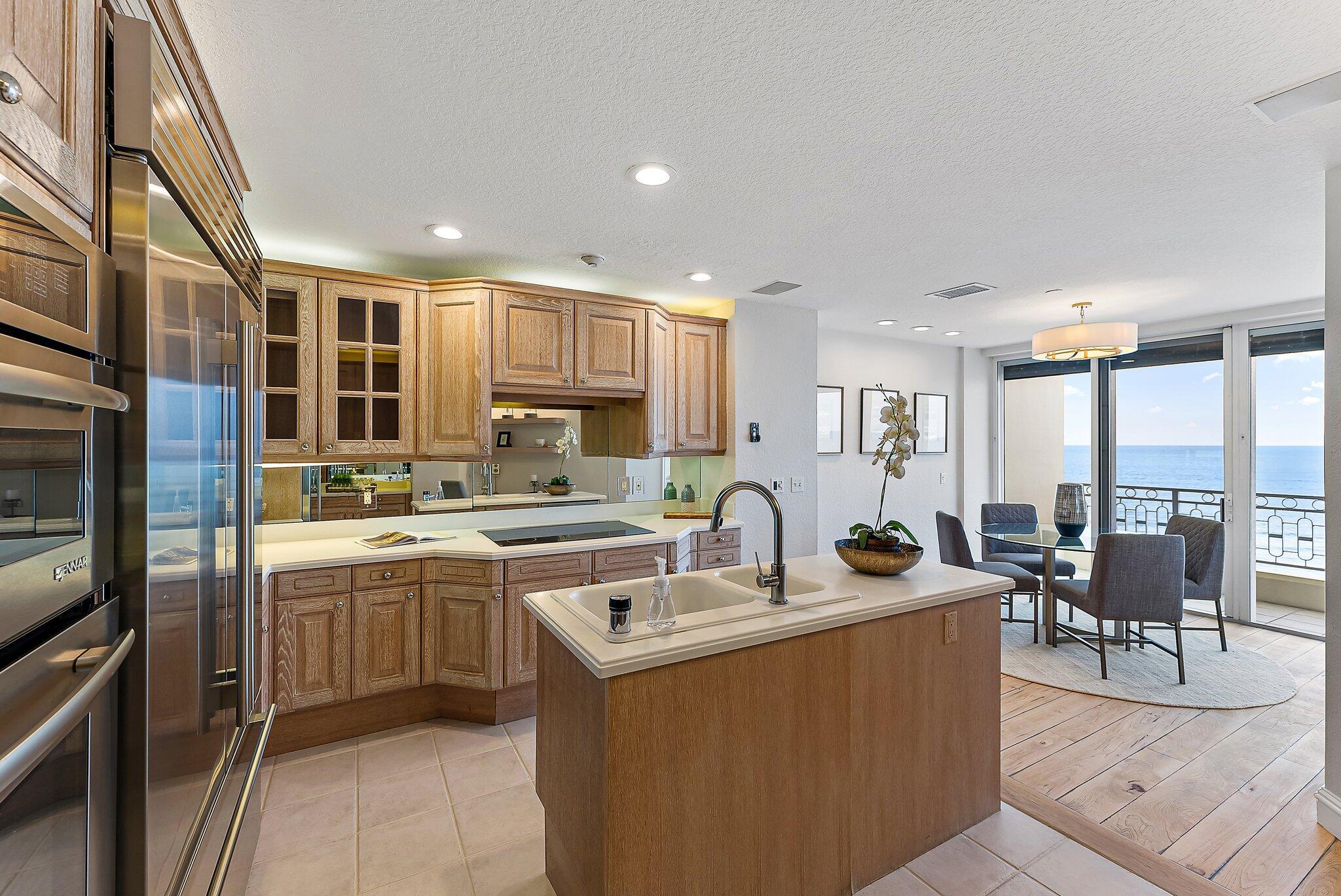 CLARIDGE JUPITER ISLAND CONDO - Residential