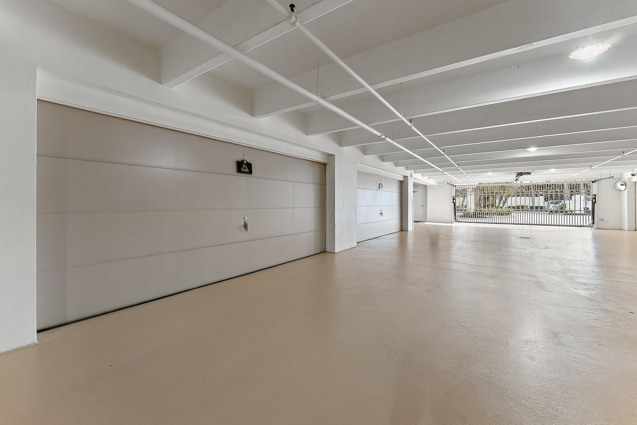 CLARIDGE JUPITER ISLAND CONDO - Residential