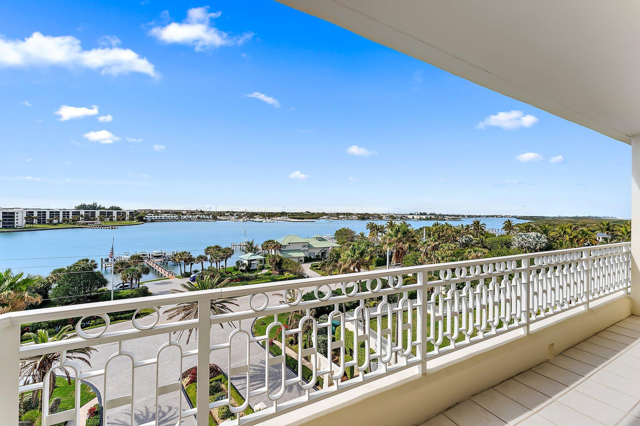 CLARIDGE JUPITER ISLAND CONDO - Residential