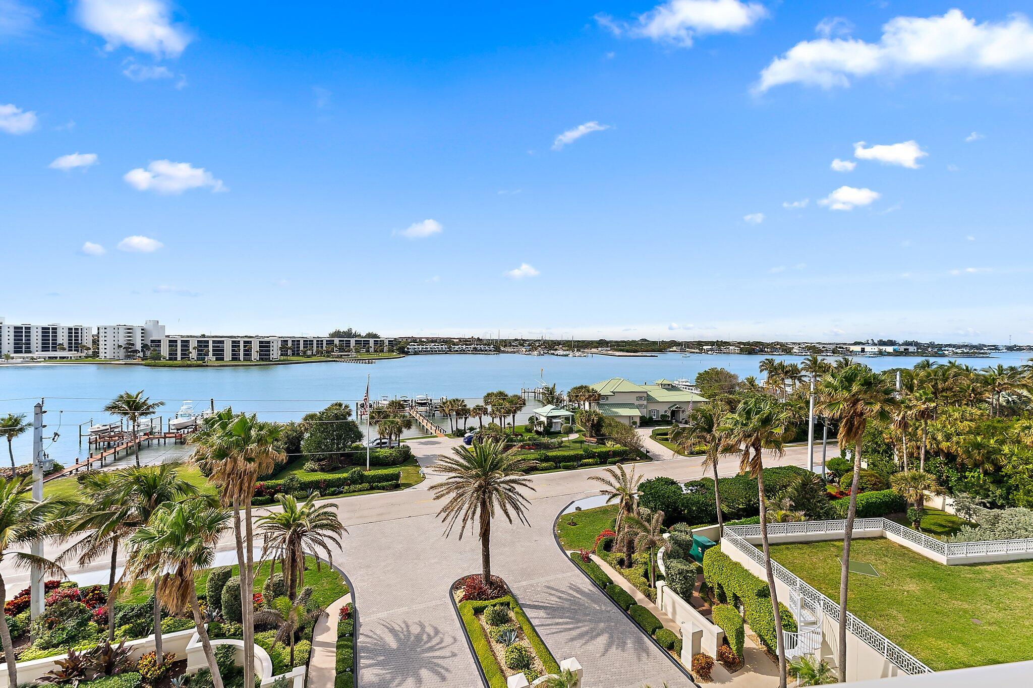 CLARIDGE JUPITER ISLAND CONDO - Residential