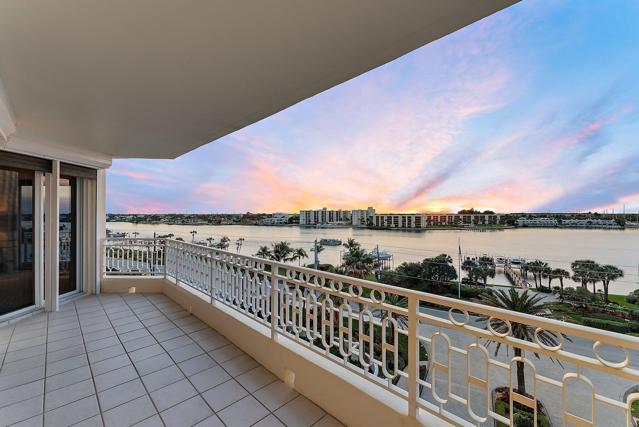 CLARIDGE JUPITER ISLAND CONDO - Residential