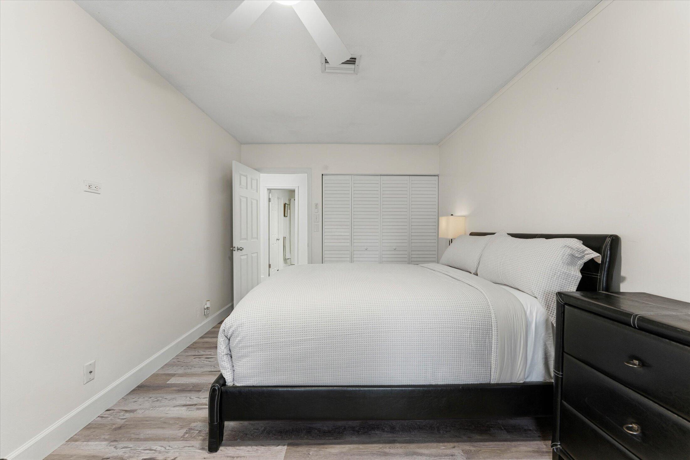 KIMBERLY VILLAGE SEC TWO - Residential Lease