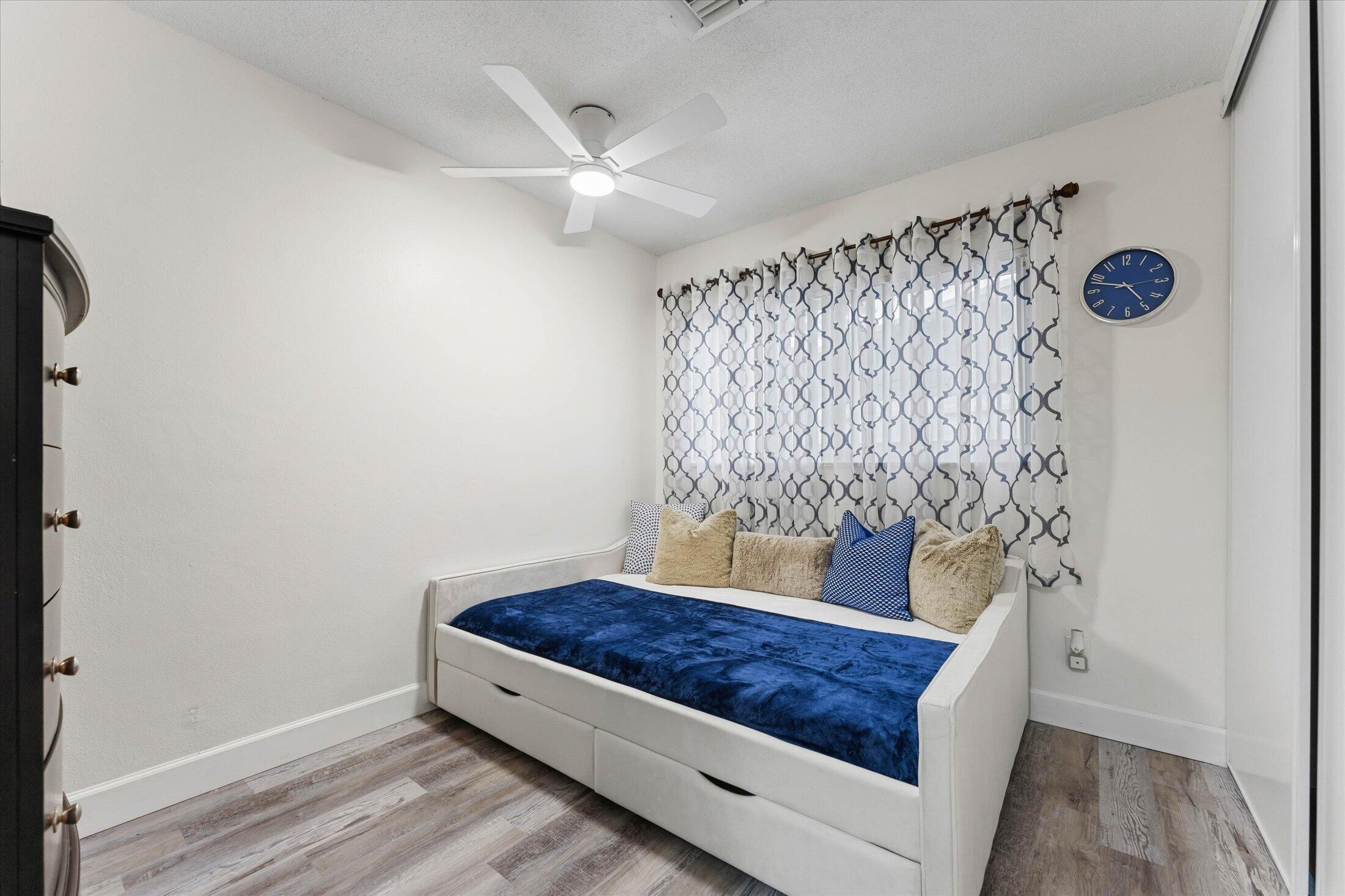 KIMBERLY VILLAGE SEC TWO - Residential Lease
