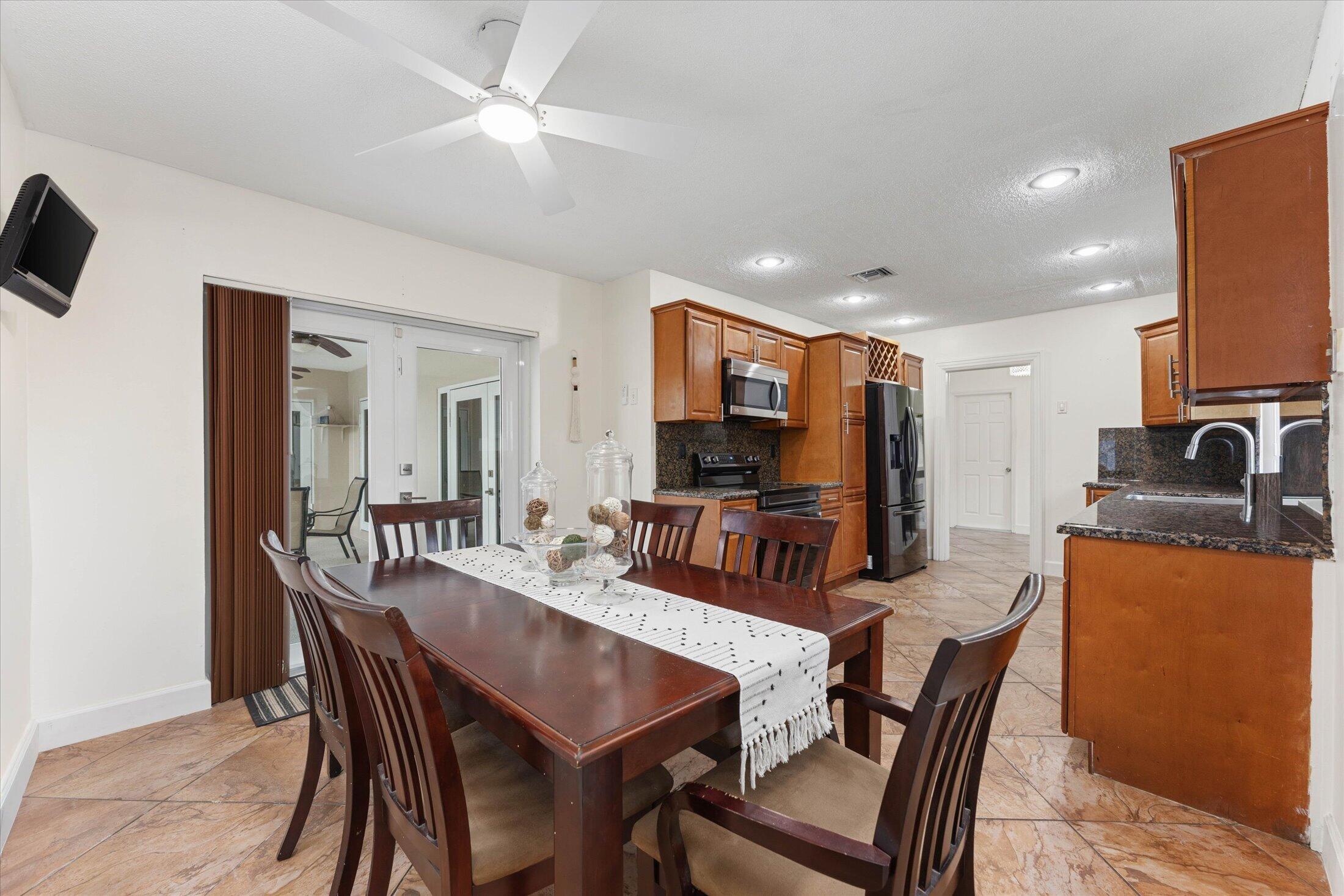 KIMBERLY VILLAGE SEC TWO - Residential Lease