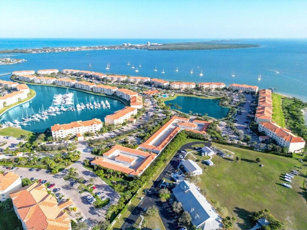 HARBOUR ISLE AT HUTCHINSON ISLAND WEST - Residential Lease