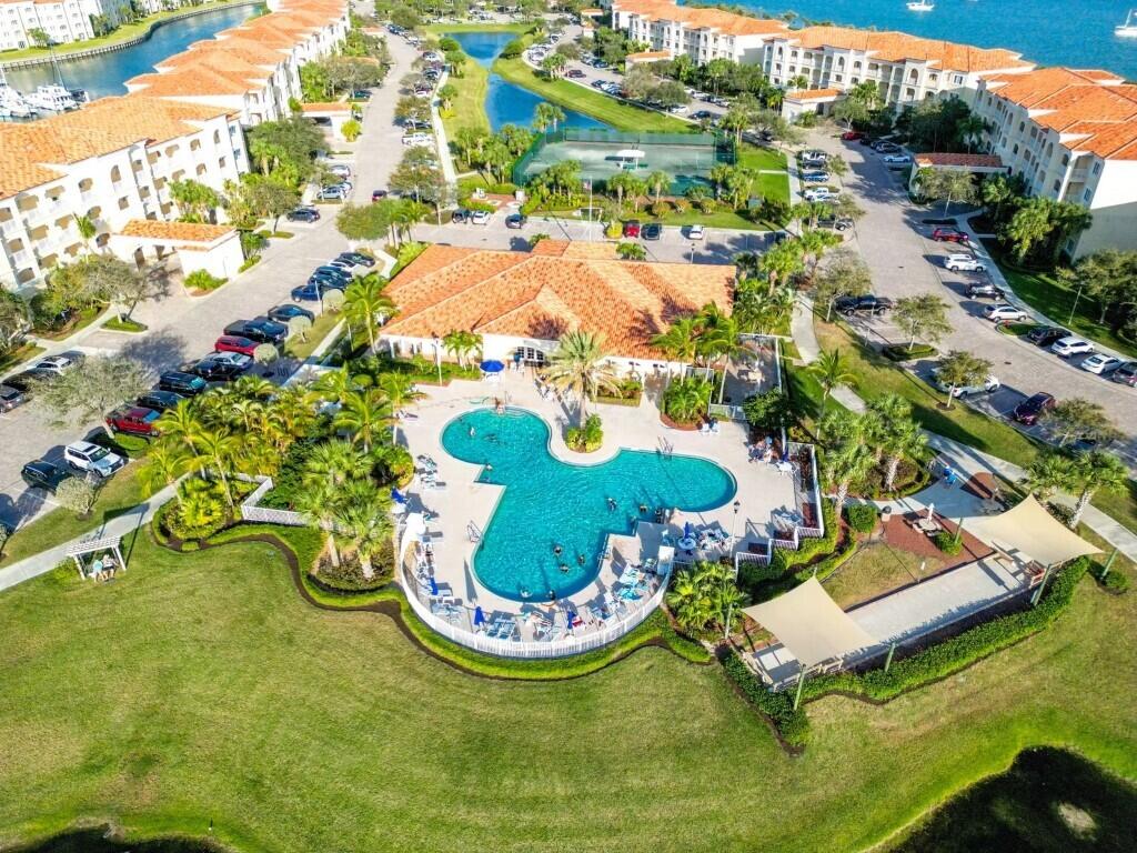HARBOUR ISLE AT HUTCHINSON ISLAND WEST - Residential Lease