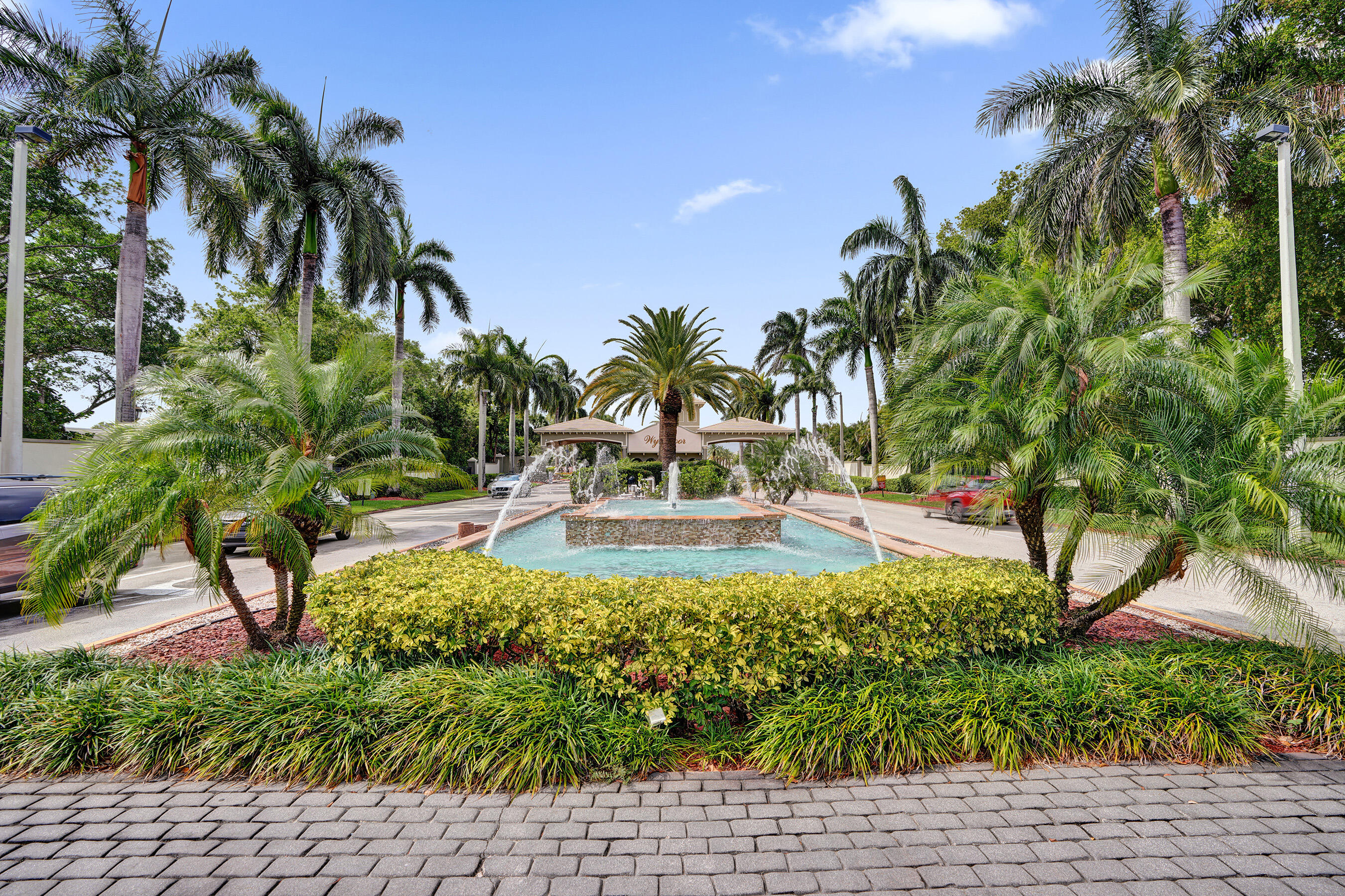 CAYMAN VILLAGE A CONDO - Residential Lease