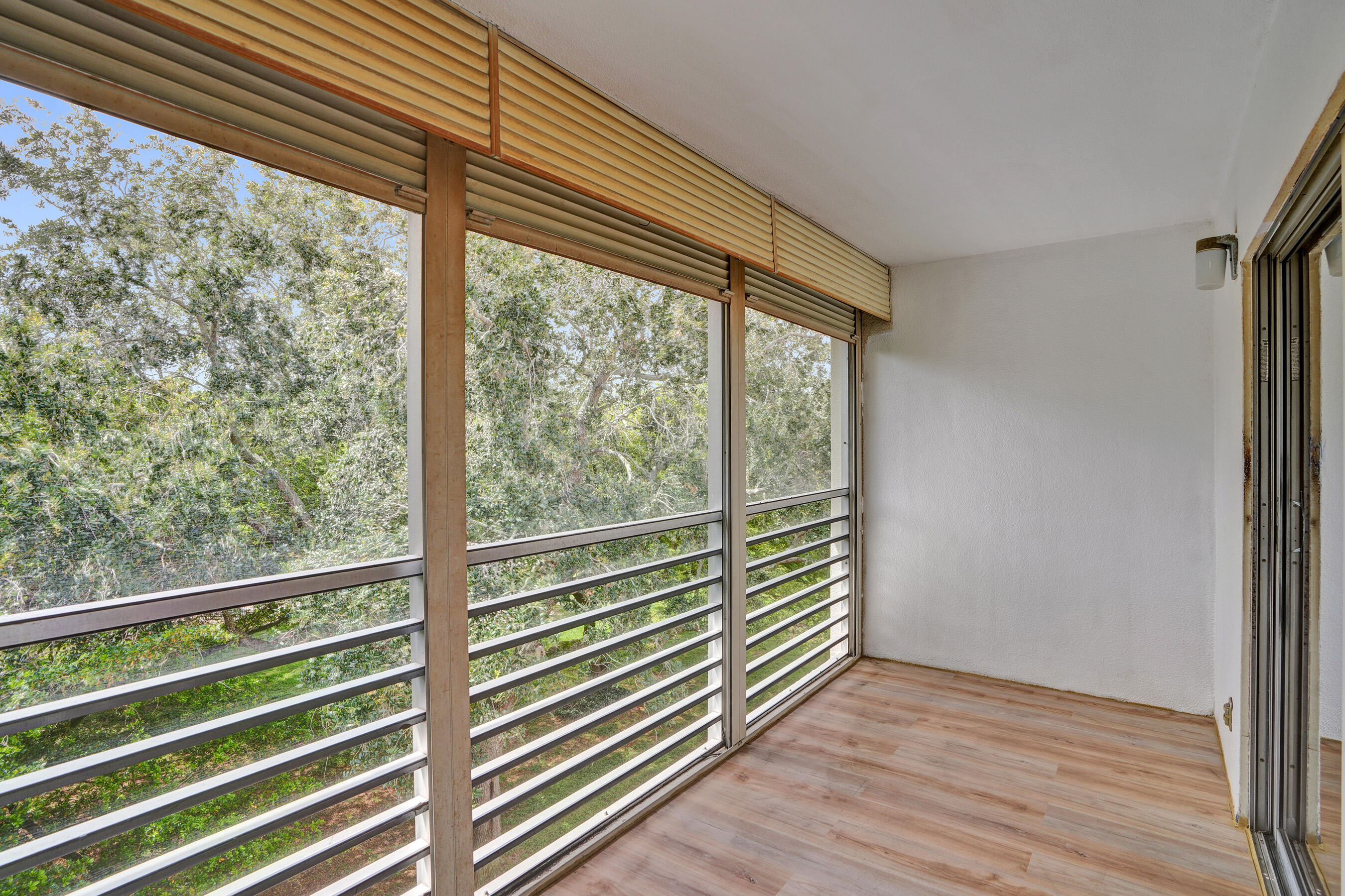 CAYMAN VILLAGE A CONDO - Residential Lease