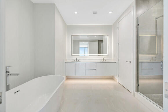 Nautilus 220 - Residential