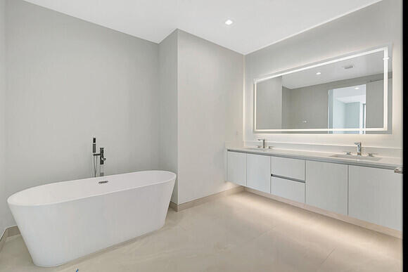 Nautilus 220 - Residential