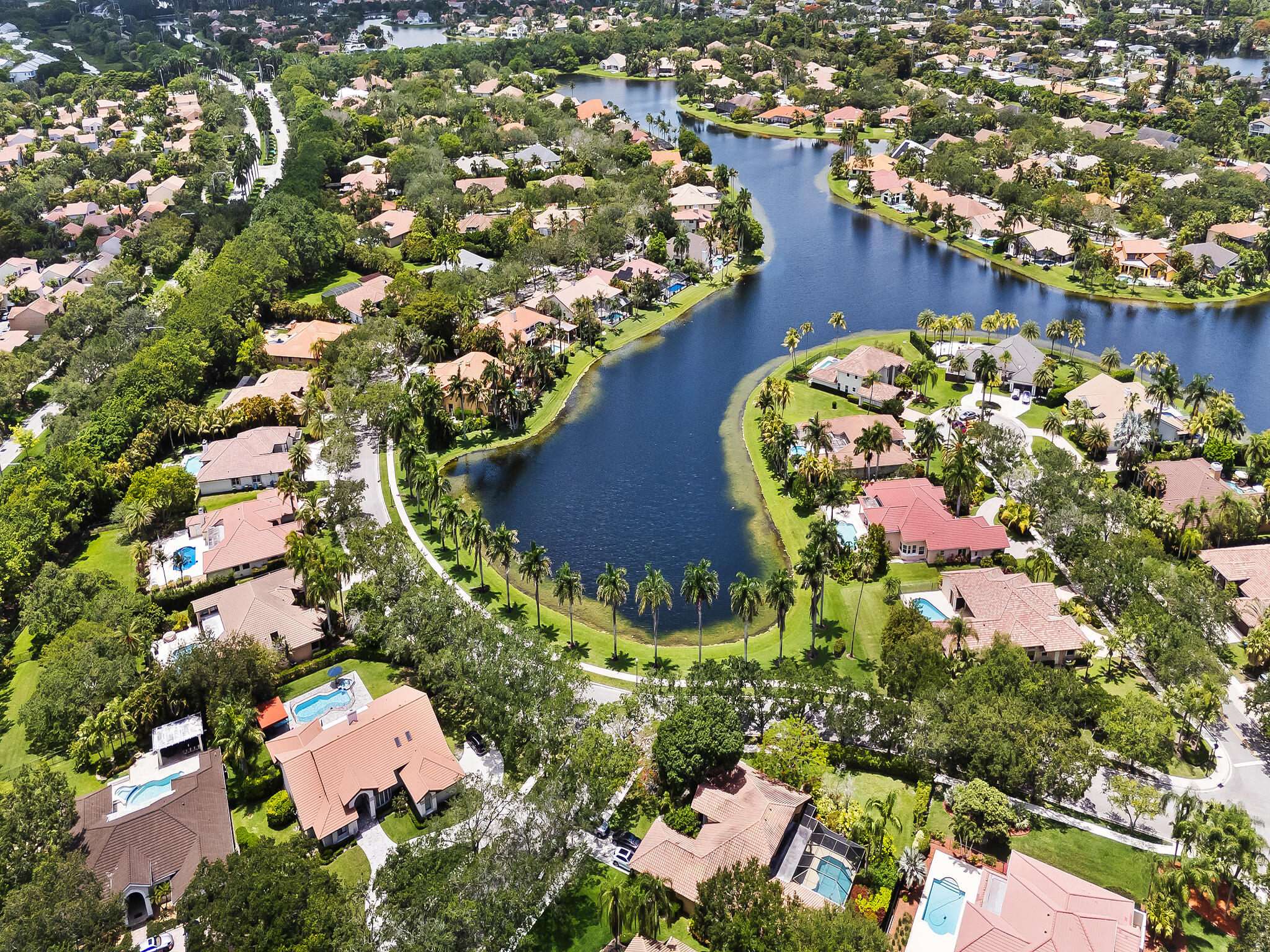 TEQUESTA LAKES - COUNTRY ISLES - Residential