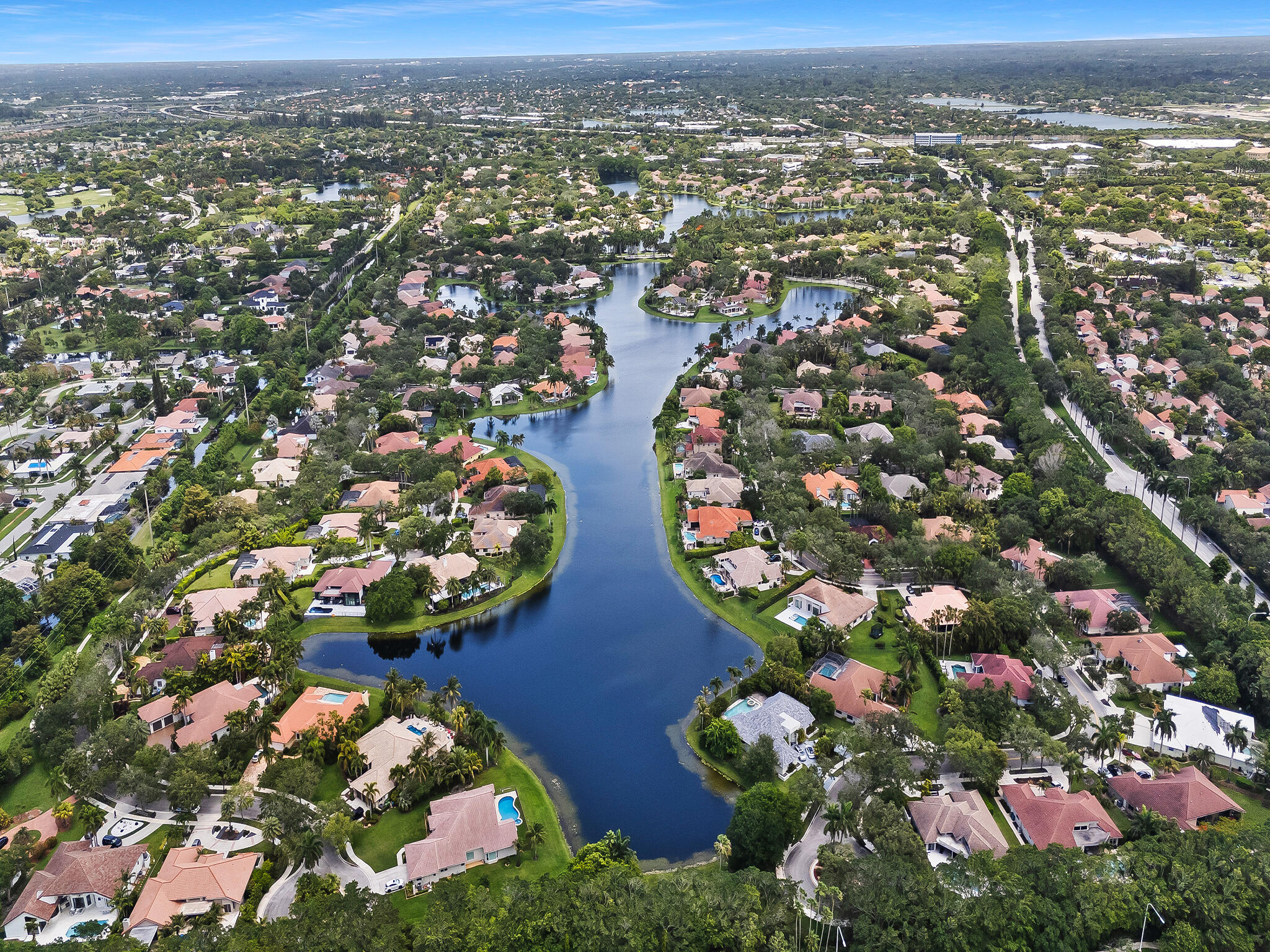 TEQUESTA LAKES - COUNTRY ISLES - Residential