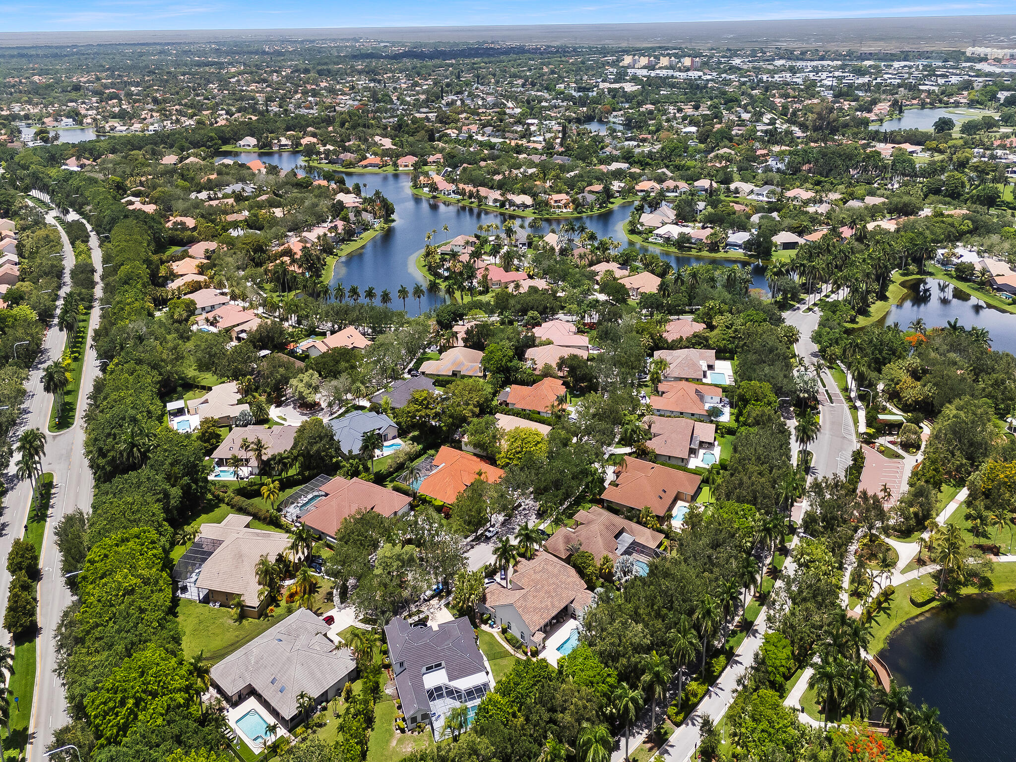 TEQUESTA LAKES - COUNTRY ISLES - Residential