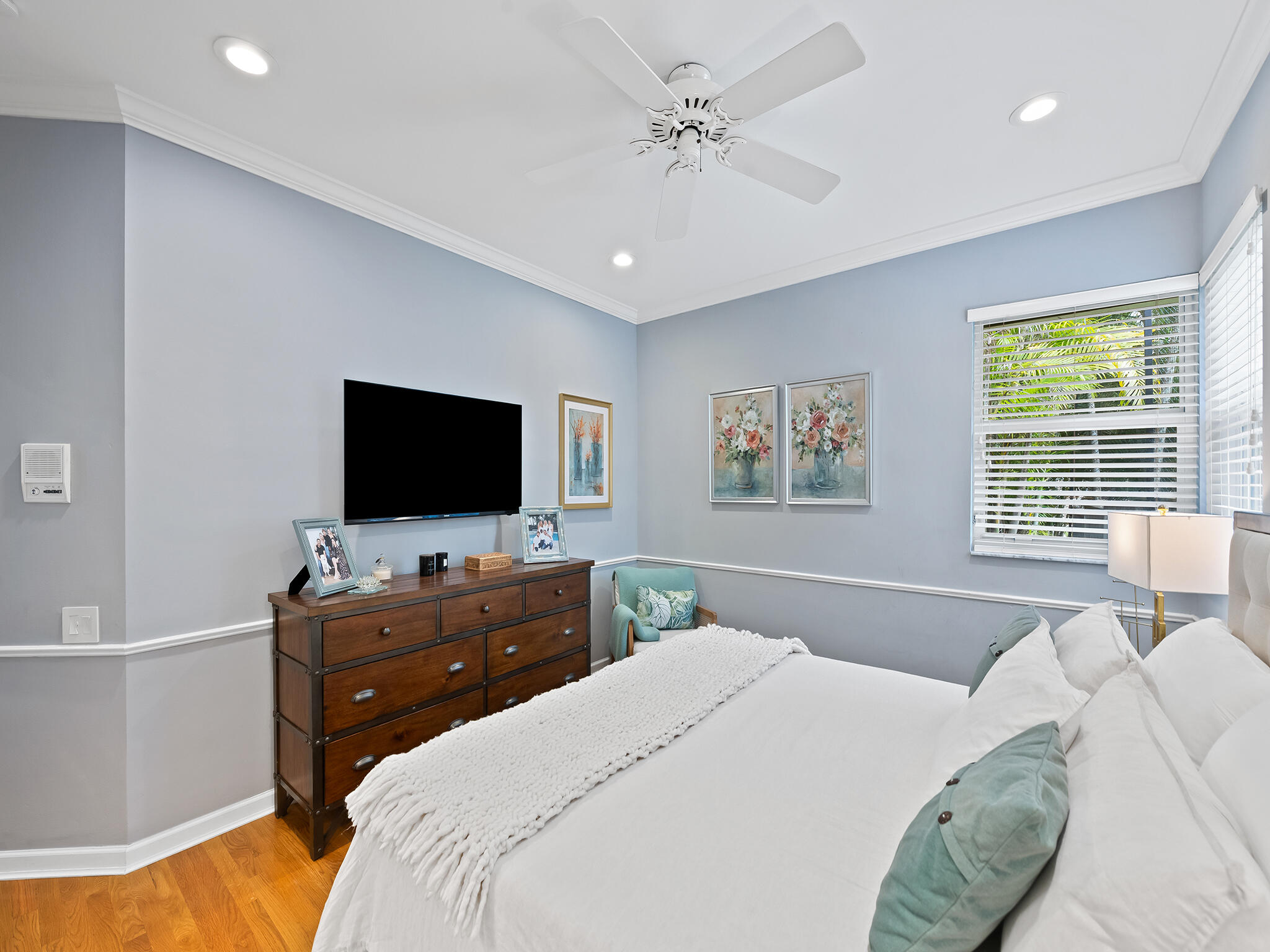 TEQUESTA LAKES - COUNTRY ISLES - Residential