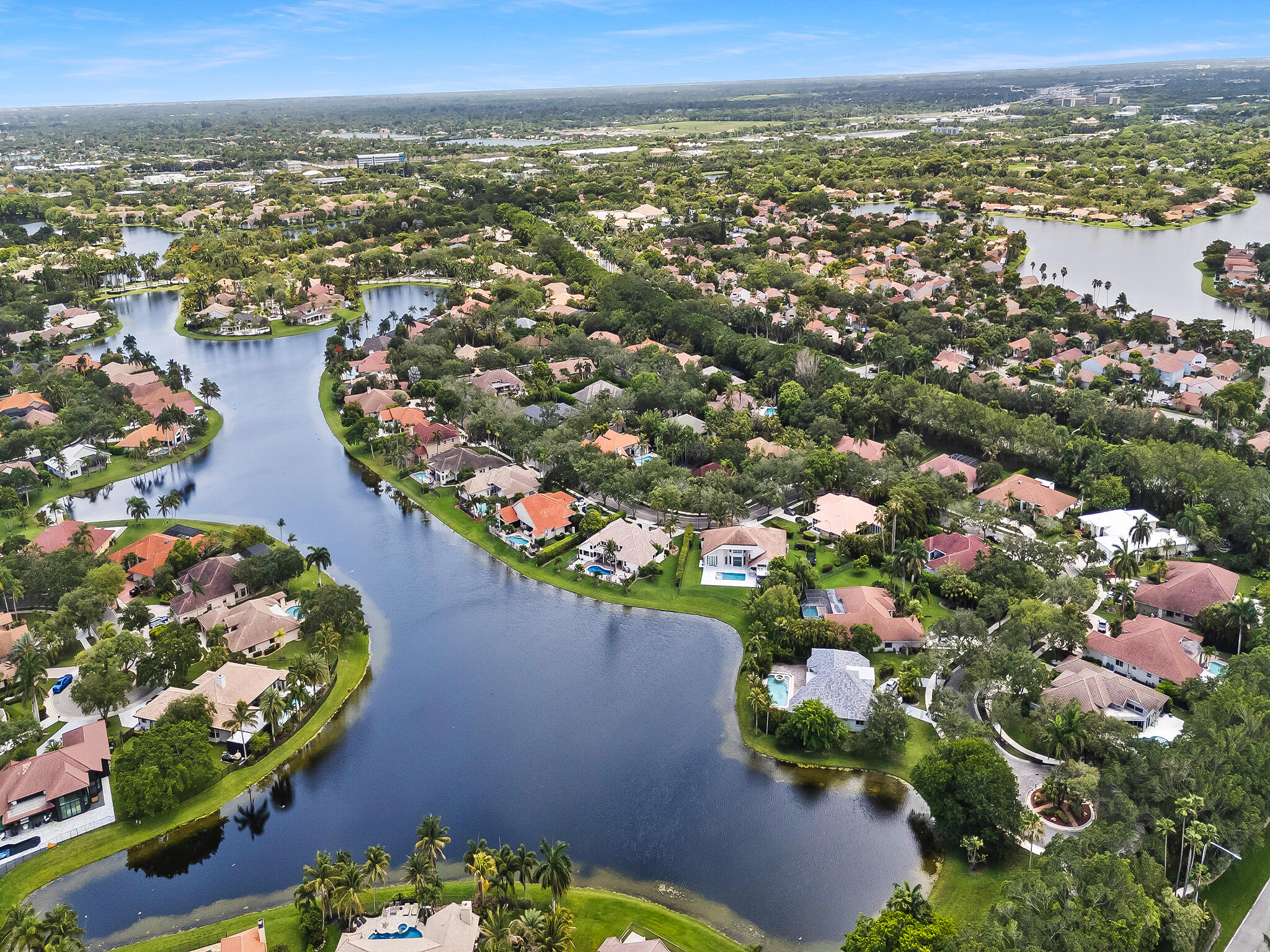 TEQUESTA LAKES - COUNTRY ISLES - Residential