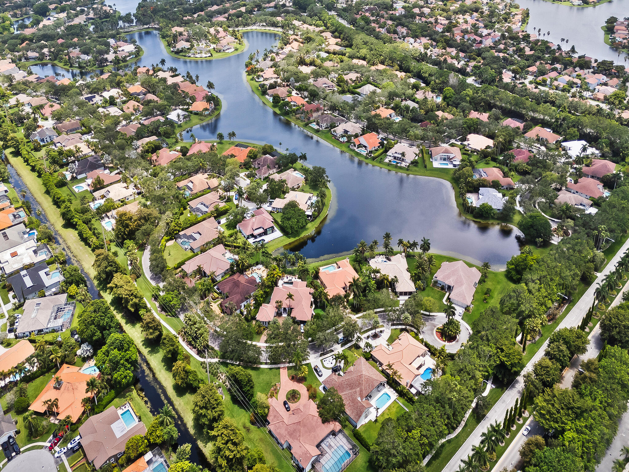 TEQUESTA LAKES - COUNTRY ISLES - Residential