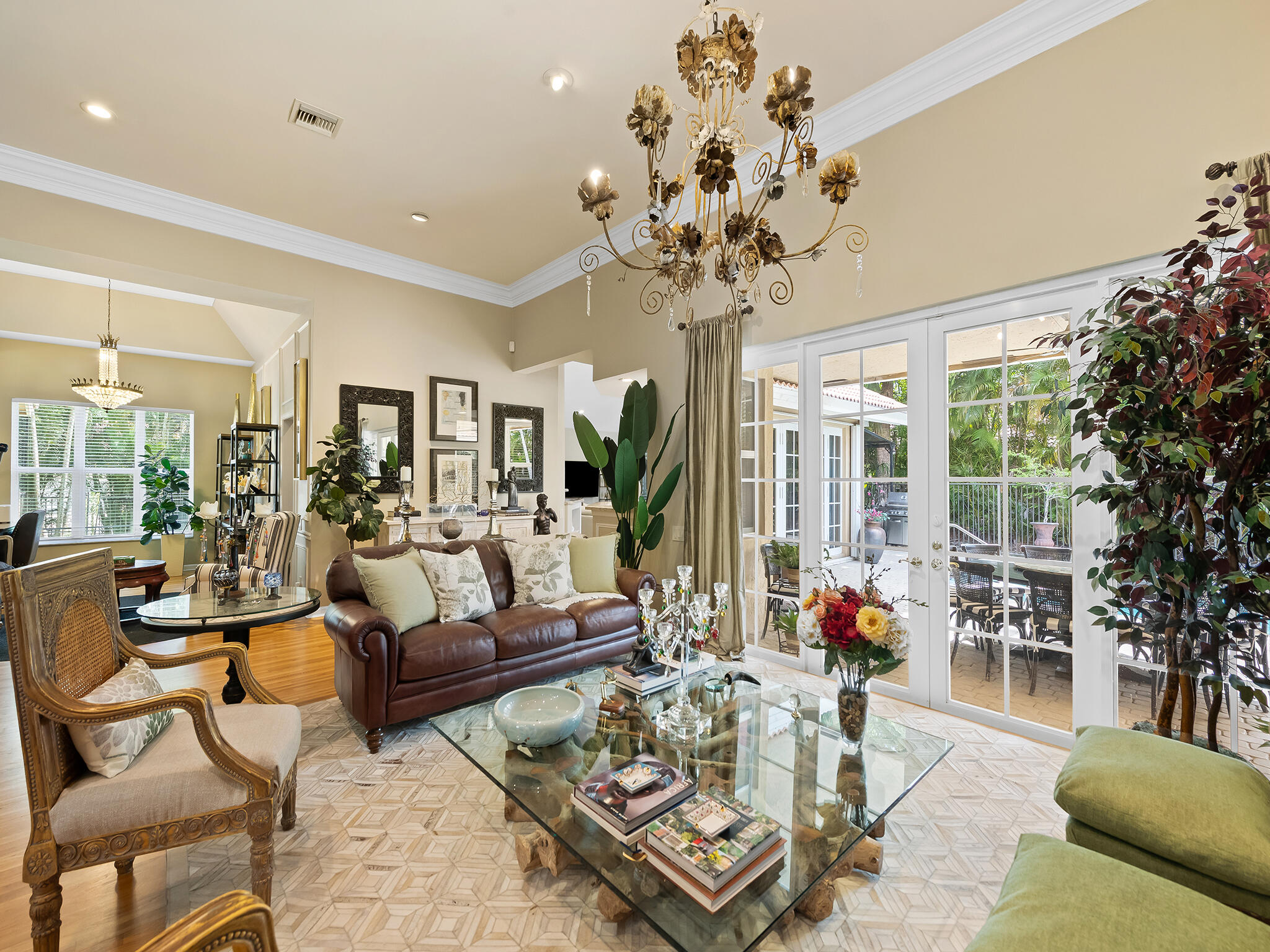TEQUESTA LAKES - COUNTRY ISLES - Residential