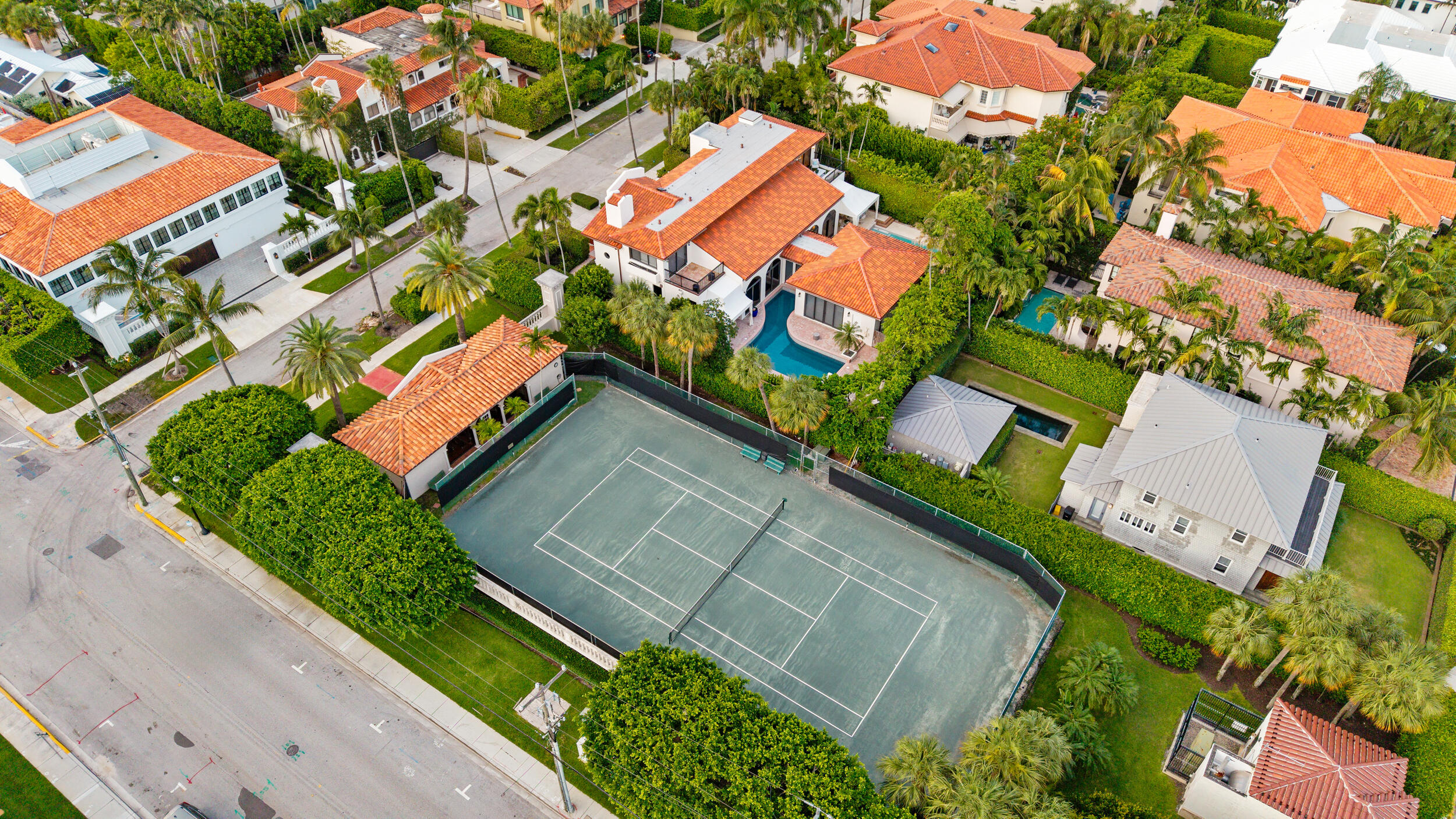 OCEAN PARK H W ROBBINS - Residential Lease
