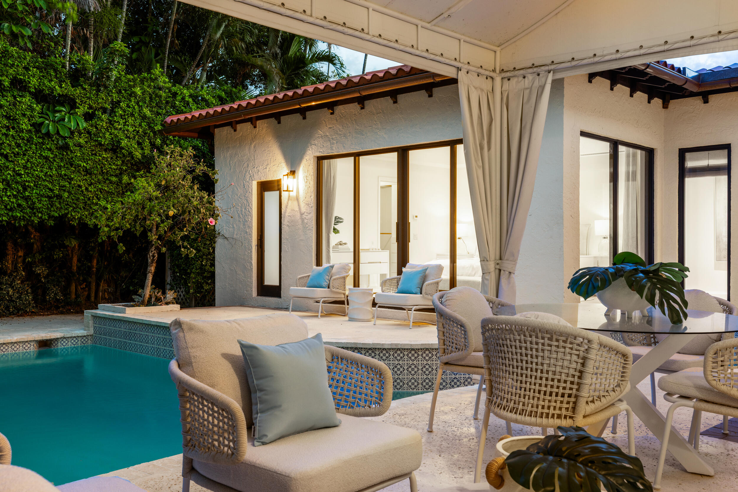 OCEAN PARK H W ROBBINS - Residential Lease