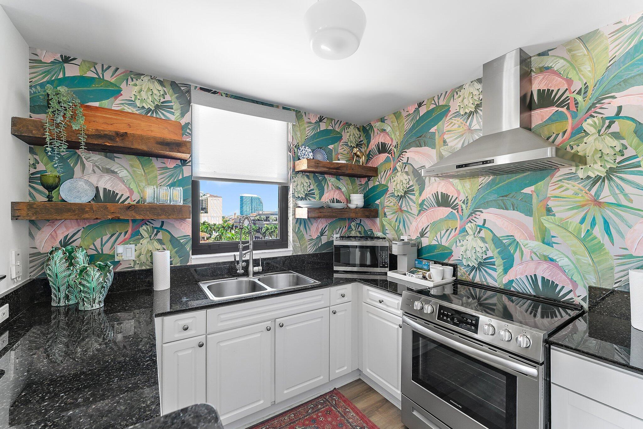 TOWER CONDO AT CITYPLACE - Residential Lease