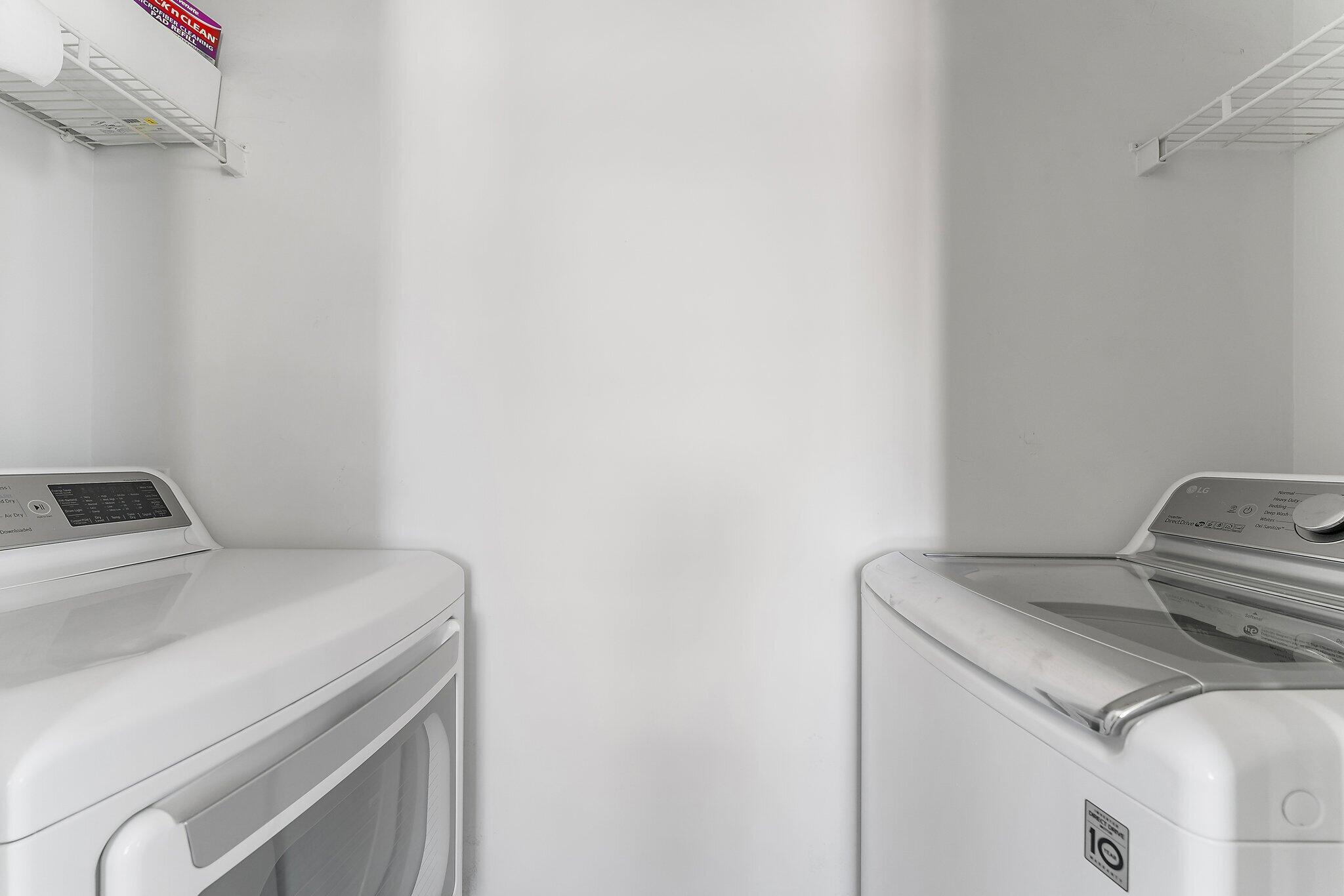 TOWER CONDO AT CITYPLACE - Residential Lease