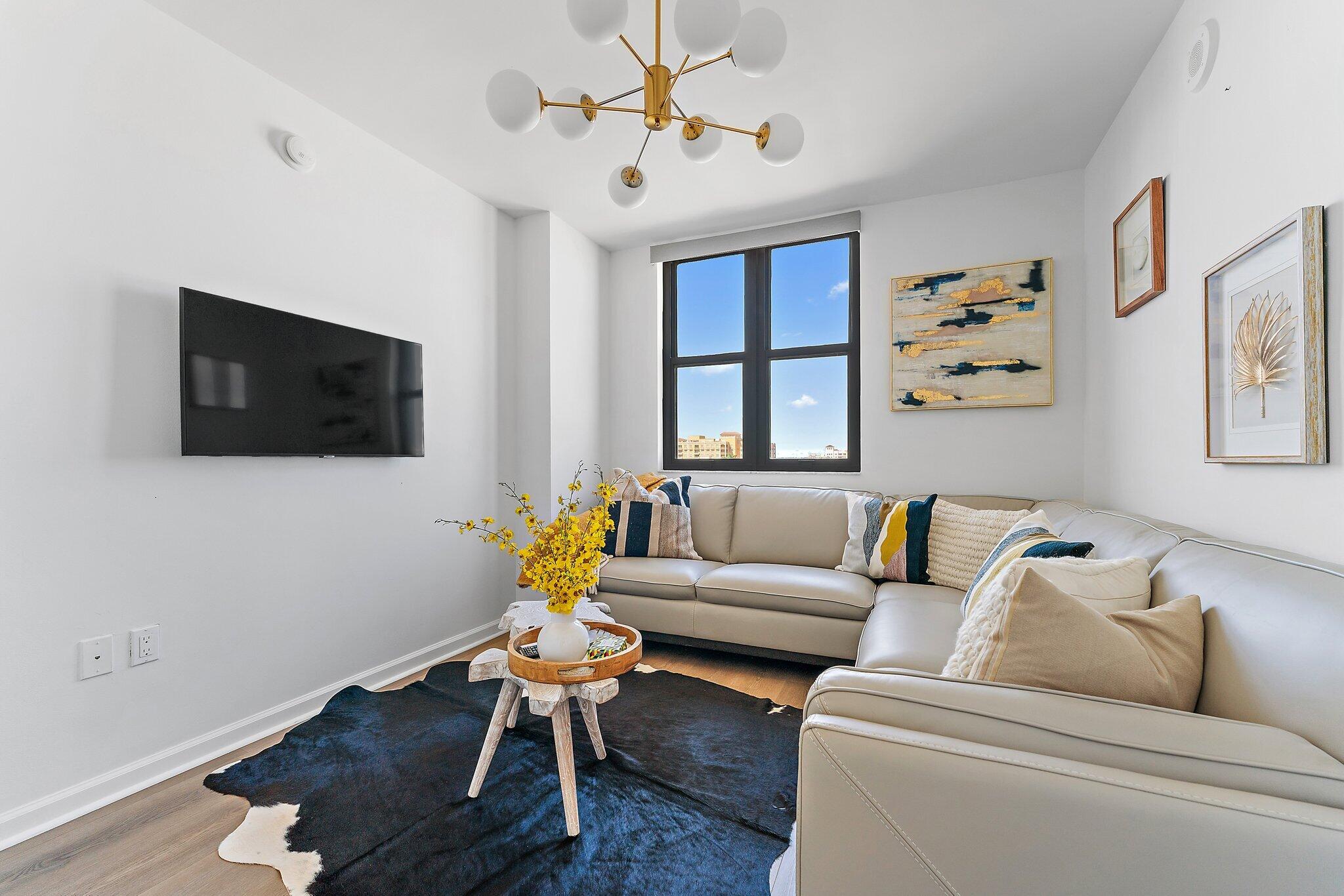 TOWER CONDO AT CITYPLACE - Residential Lease