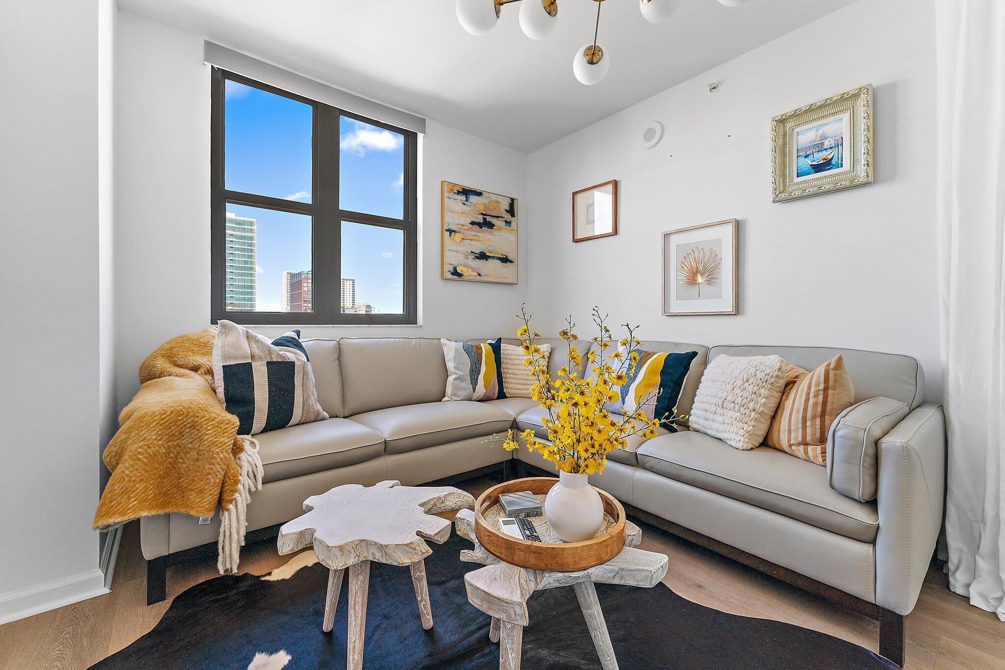 TOWER CONDO AT CITYPLACE - Residential Lease