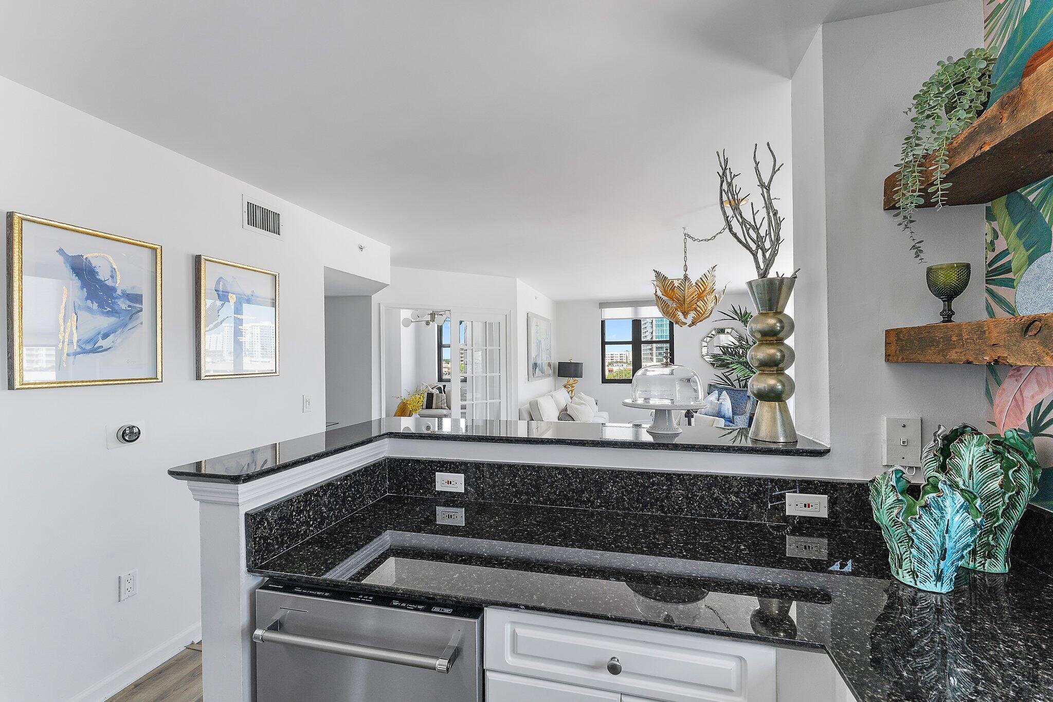 TOWER CONDO AT CITYPLACE - Residential Lease