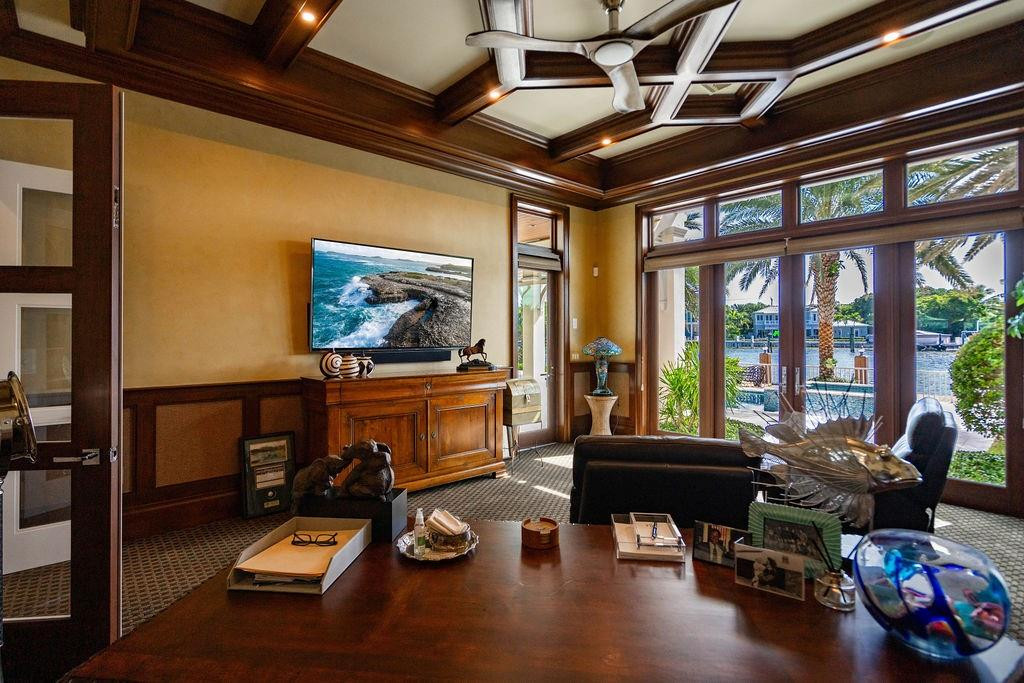 LIGHTHOUSE POINT FIRST SEC - Residential