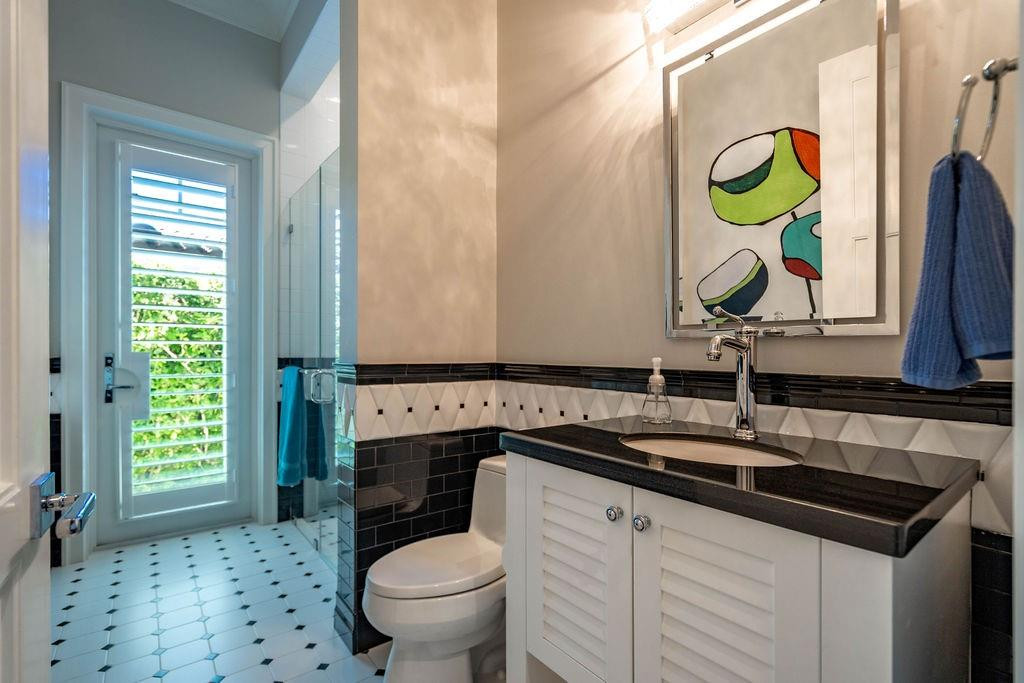 LIGHTHOUSE POINT FIRST SEC - Residential