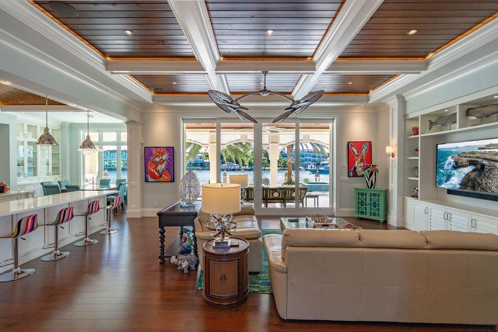 LIGHTHOUSE POINT FIRST SEC - Residential