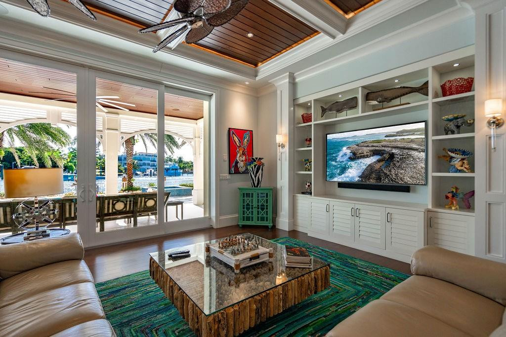 LIGHTHOUSE POINT FIRST SEC - Residential