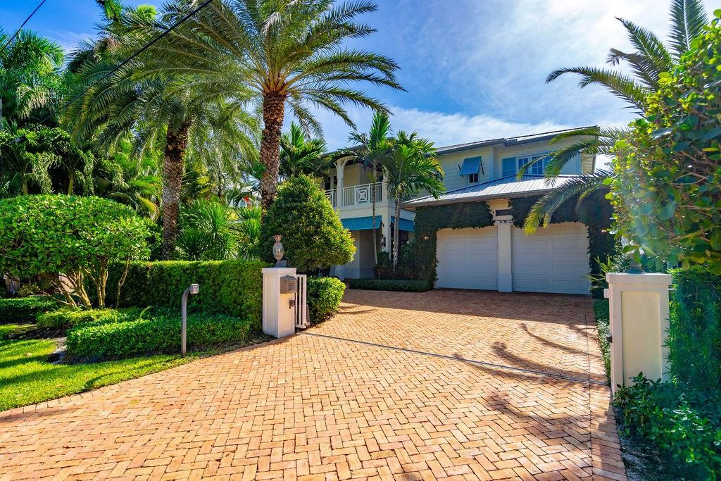 LIGHTHOUSE POINT FIRST SEC - Residential