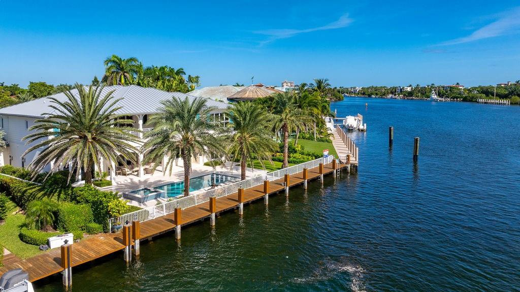 LIGHTHOUSE POINT FIRST SEC - Residential