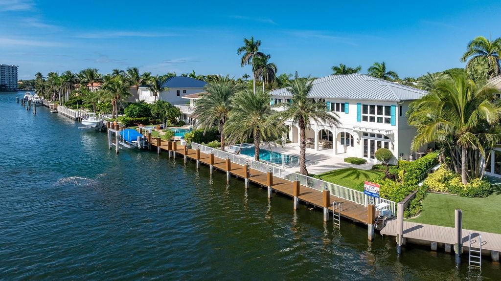 LIGHTHOUSE POINT FIRST SEC - Residential