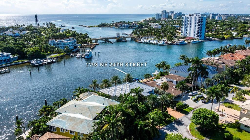 LIGHTHOUSE POINT FIRST SEC - Residential