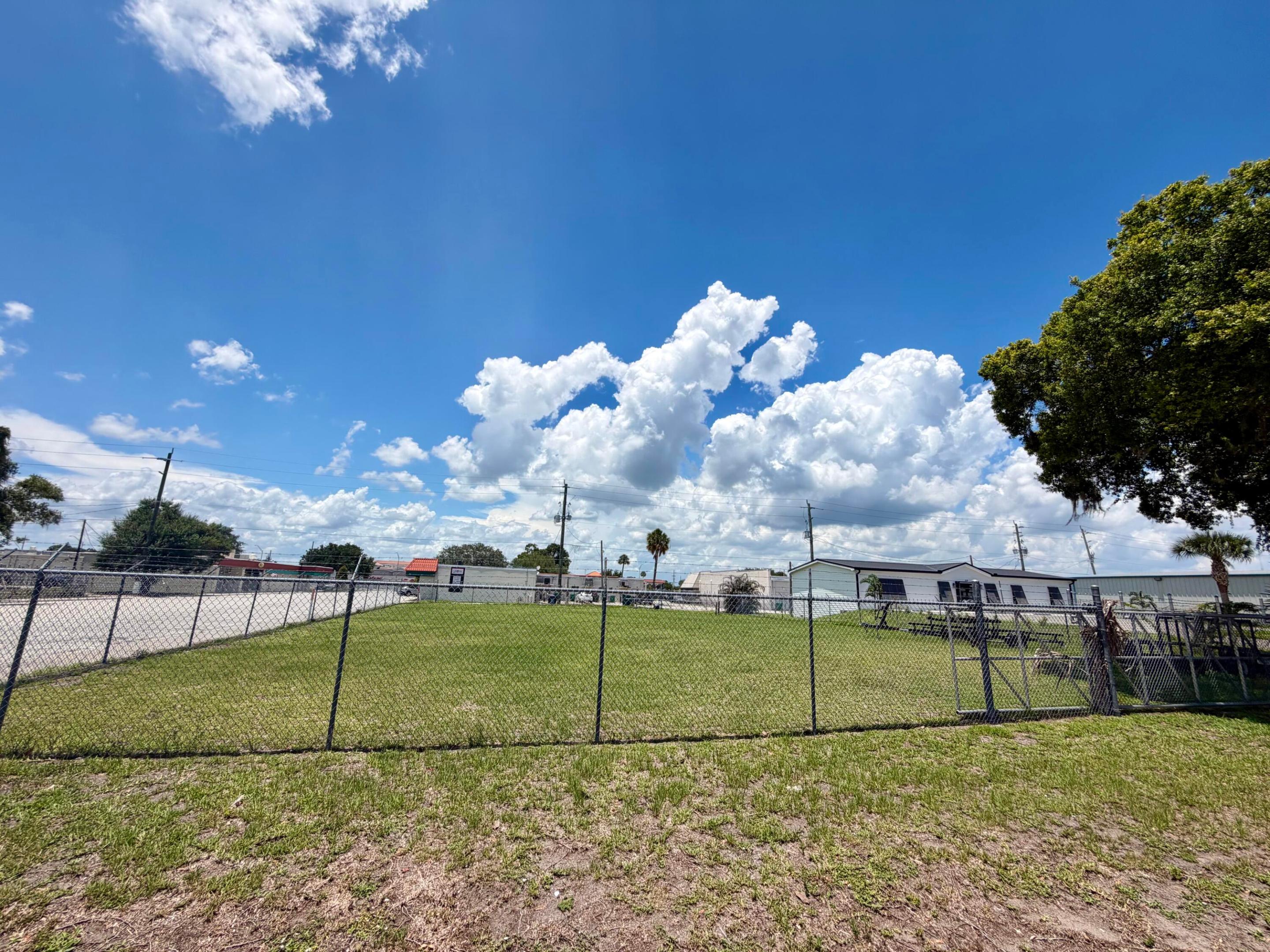 CITY OF OKEECHOBEE - Land