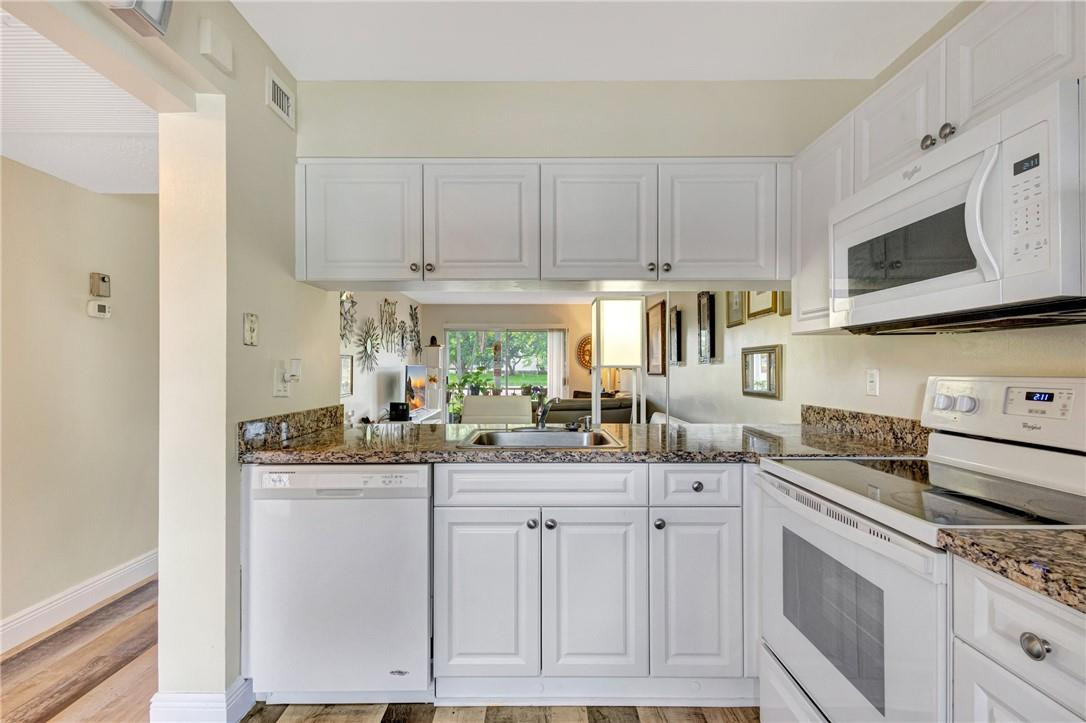 WYNMOOR VILLAGE - Residential