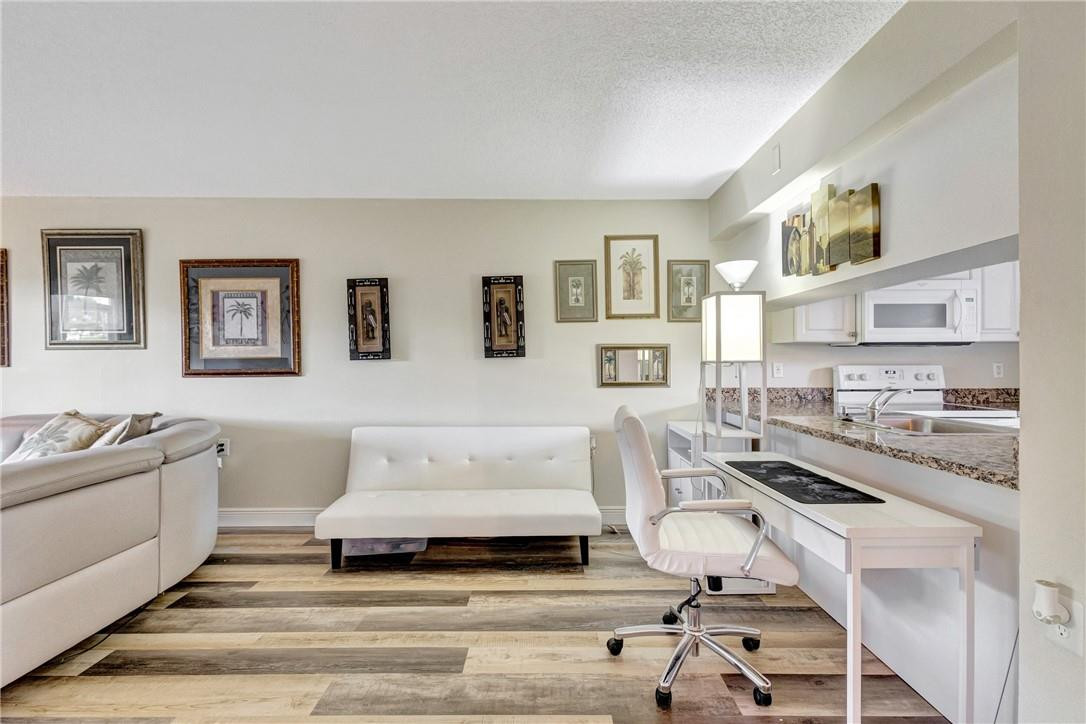 WYNMOOR VILLAGE - Residential