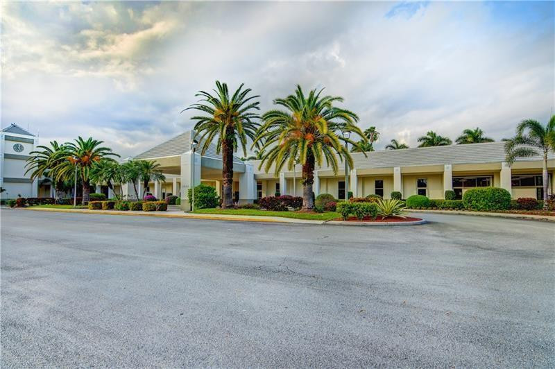 WYNMOOR VILLAGE - Residential