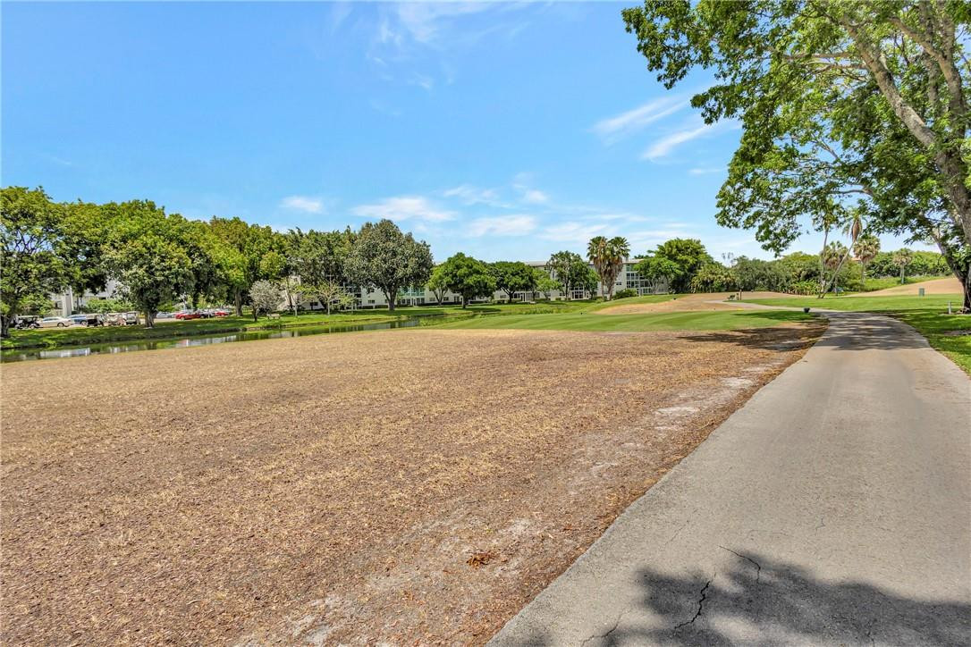 WYNMOOR VILLAGE - Residential