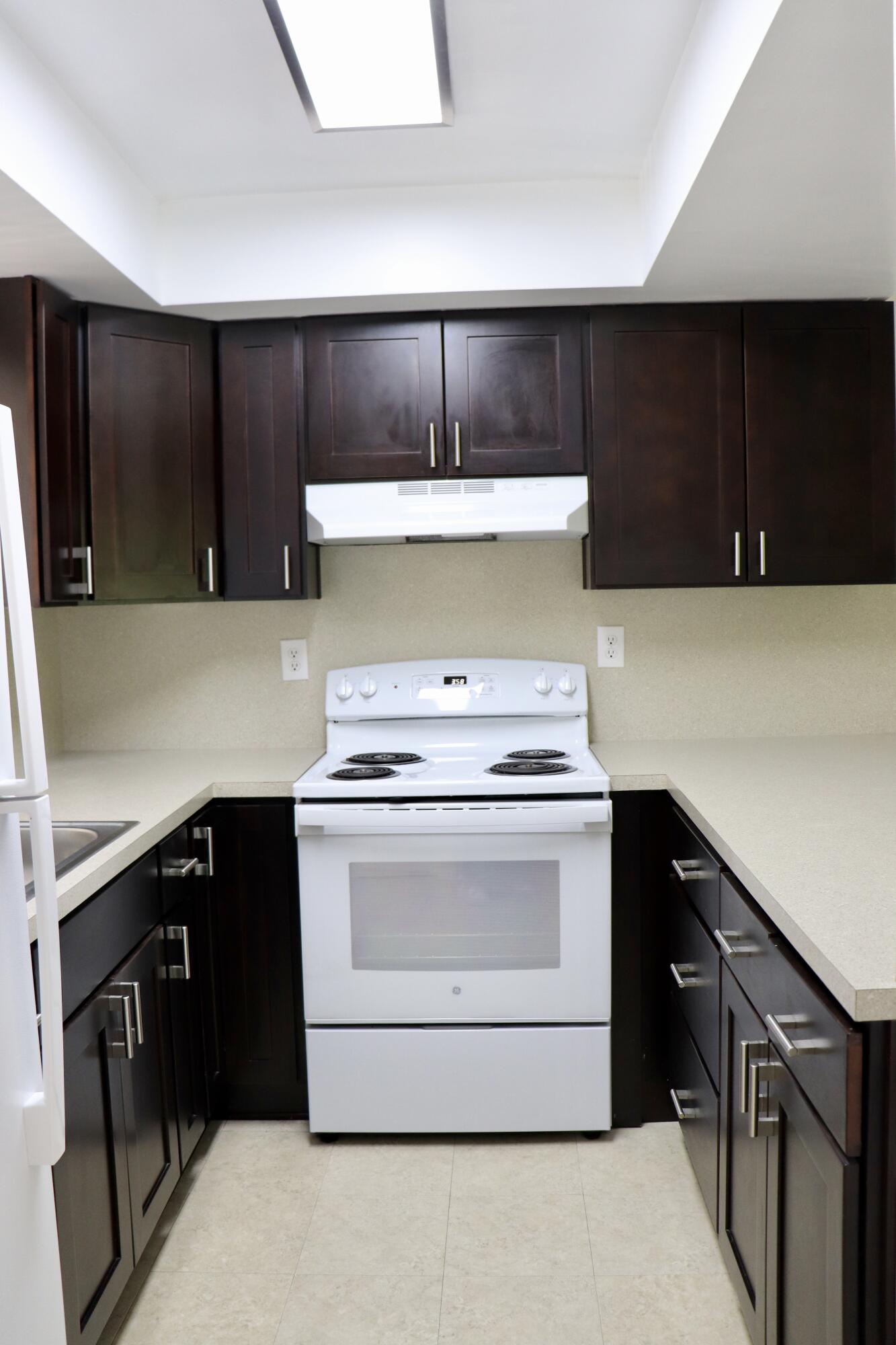BOCA RATON SQUARE GATEWAY - Residential Lease