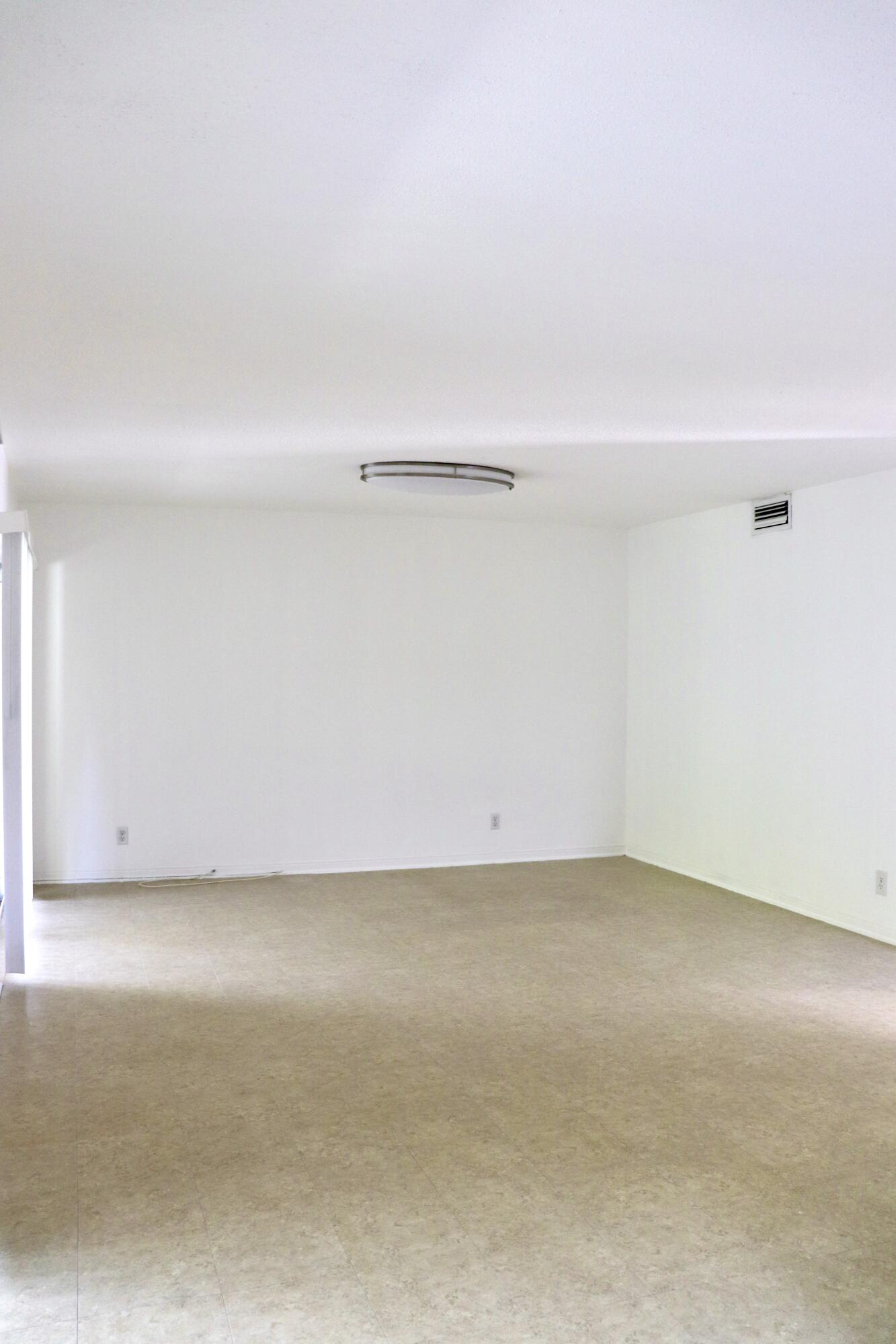 BOCA RATON SQUARE GATEWAY - Residential Lease