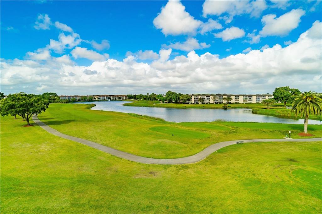 Wynmoor Village - Residential