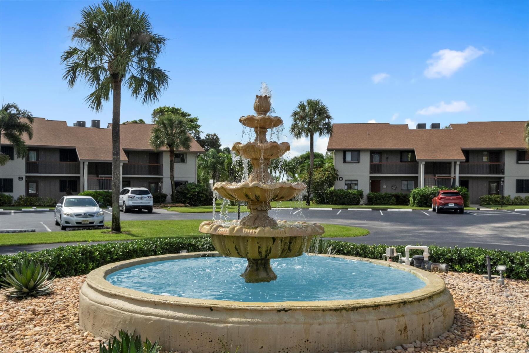 River Club Condominium - Residential