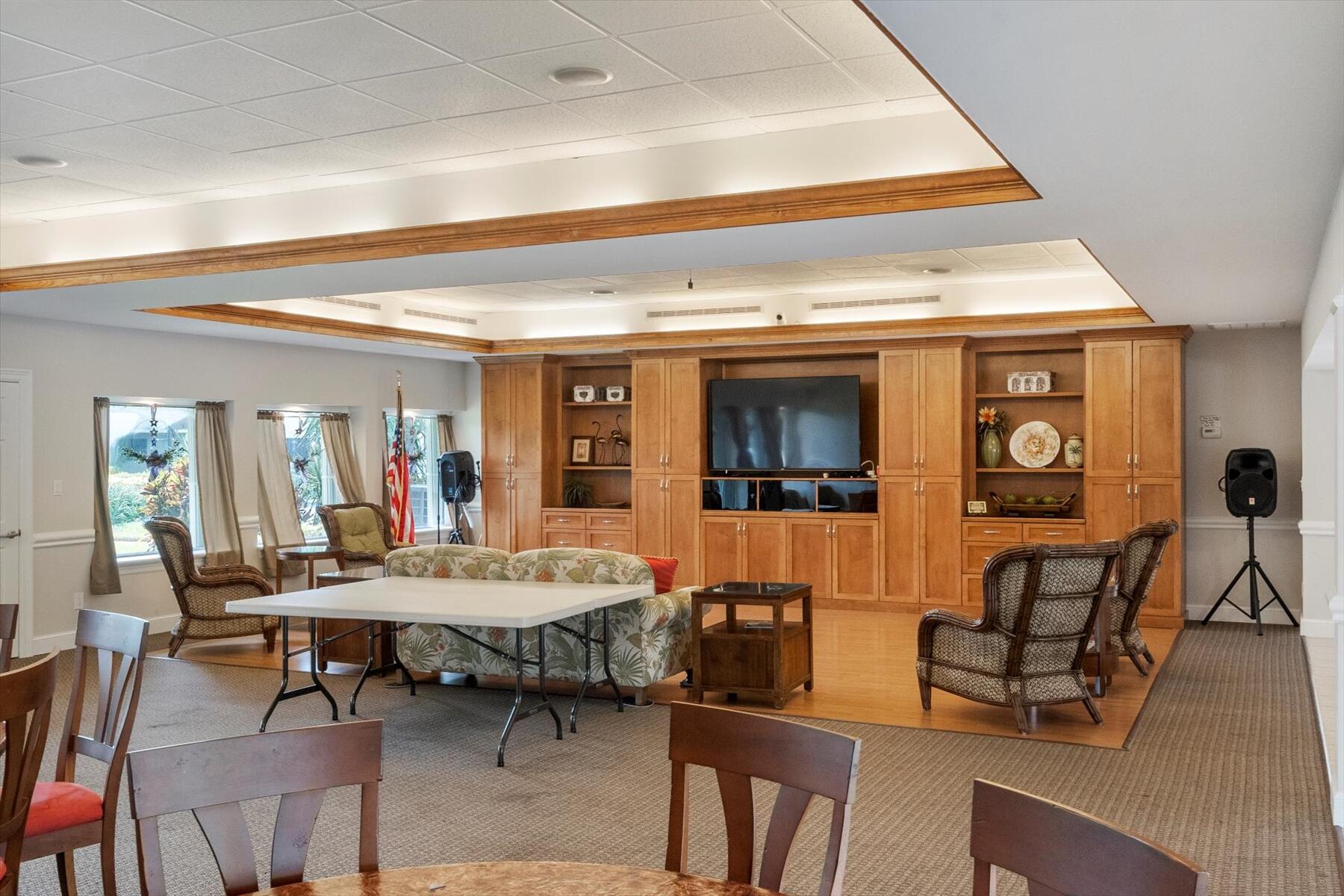 River Club Condominium - Residential