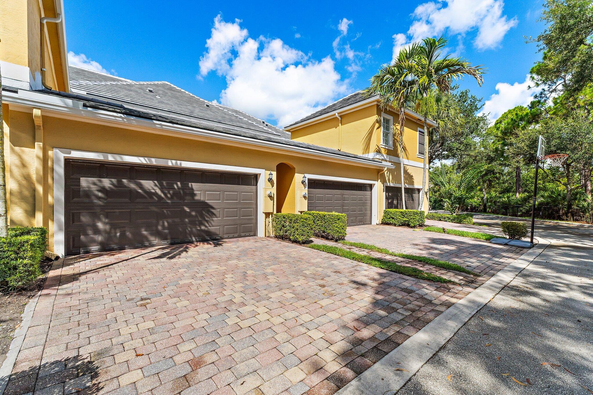 CANTERBURY PLACE - Residential Lease