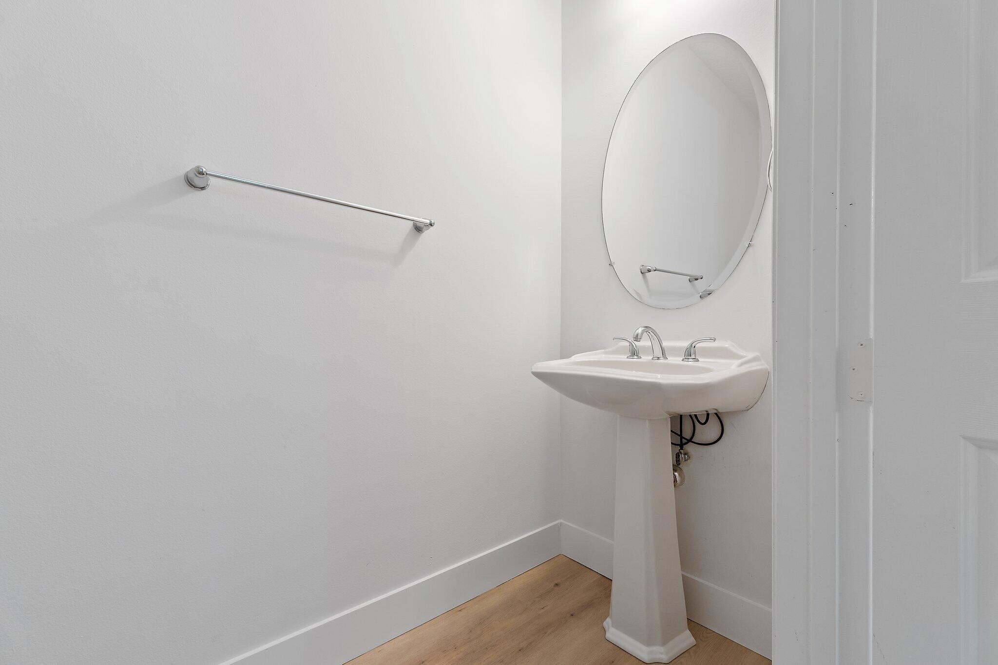 CANTERBURY PLACE - Residential Lease