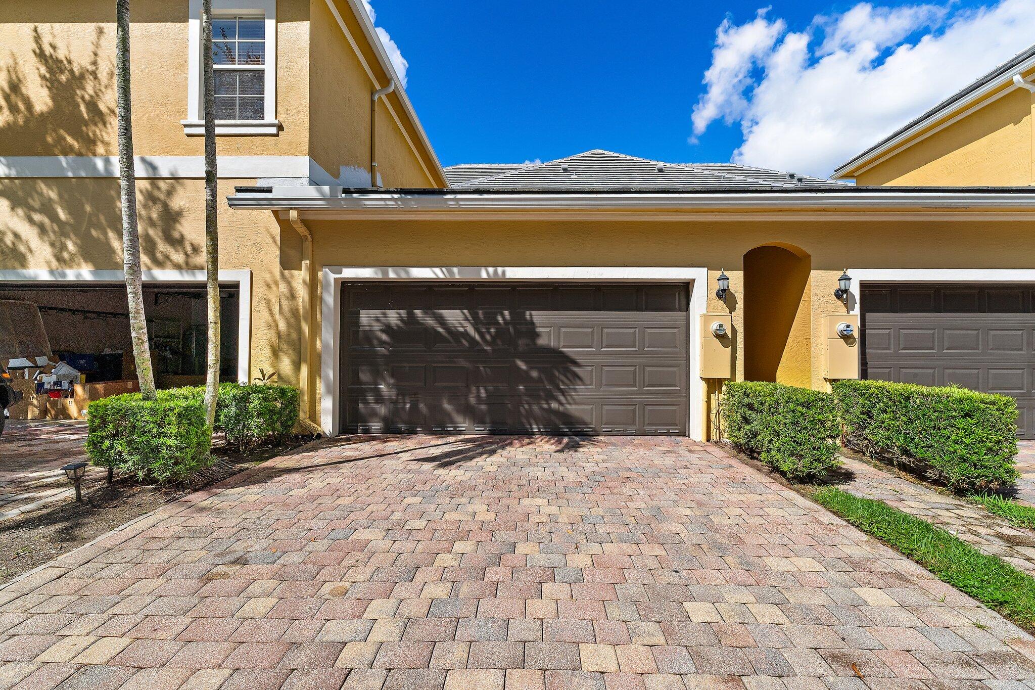 CANTERBURY PLACE - Residential Lease